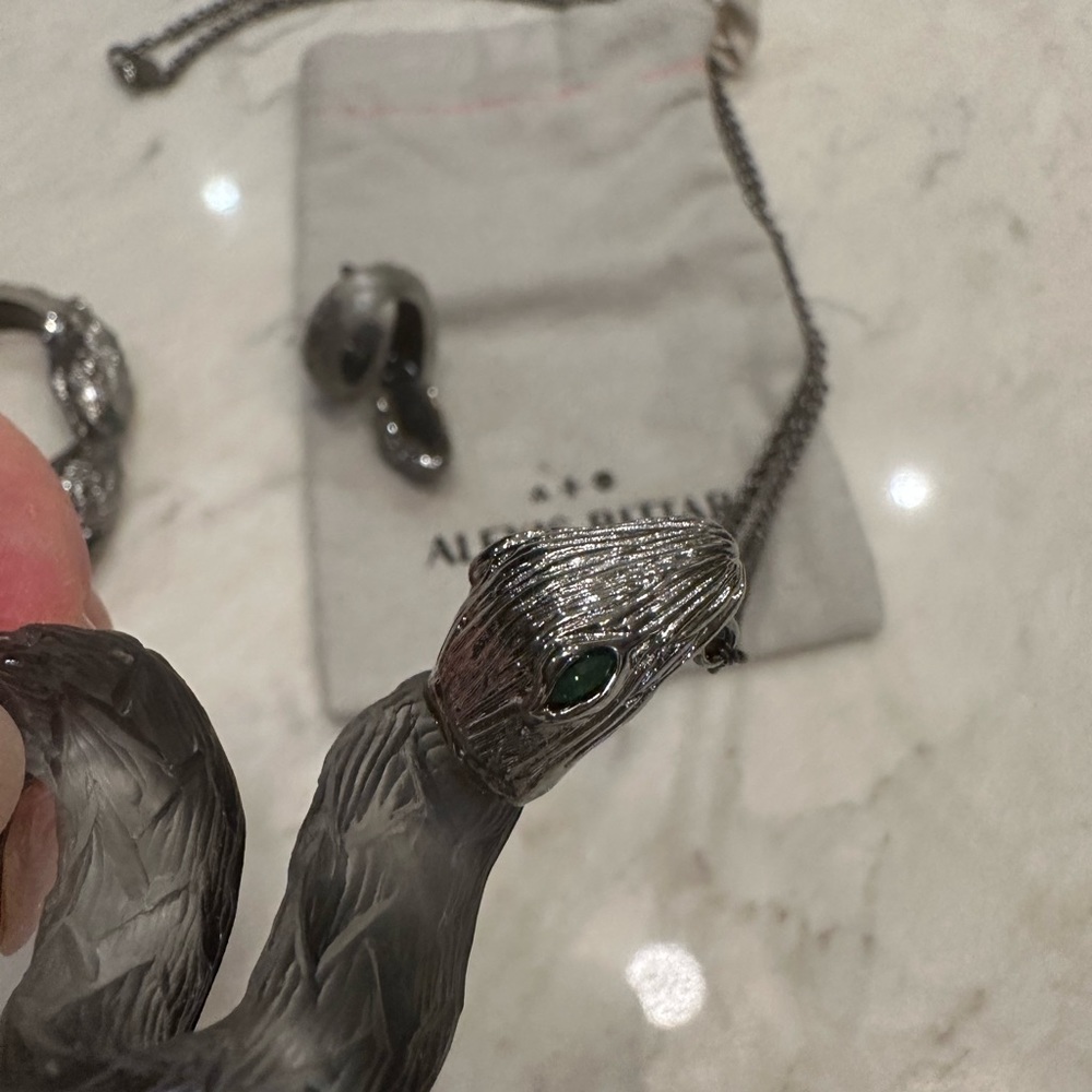 Collectors! Alexis Bittar 5 piece serpent lucite set gray w/green crystals FAB! - Picture 7 of 16
